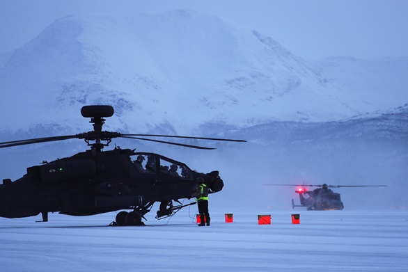 656 AAC Apache on the deck in Norway