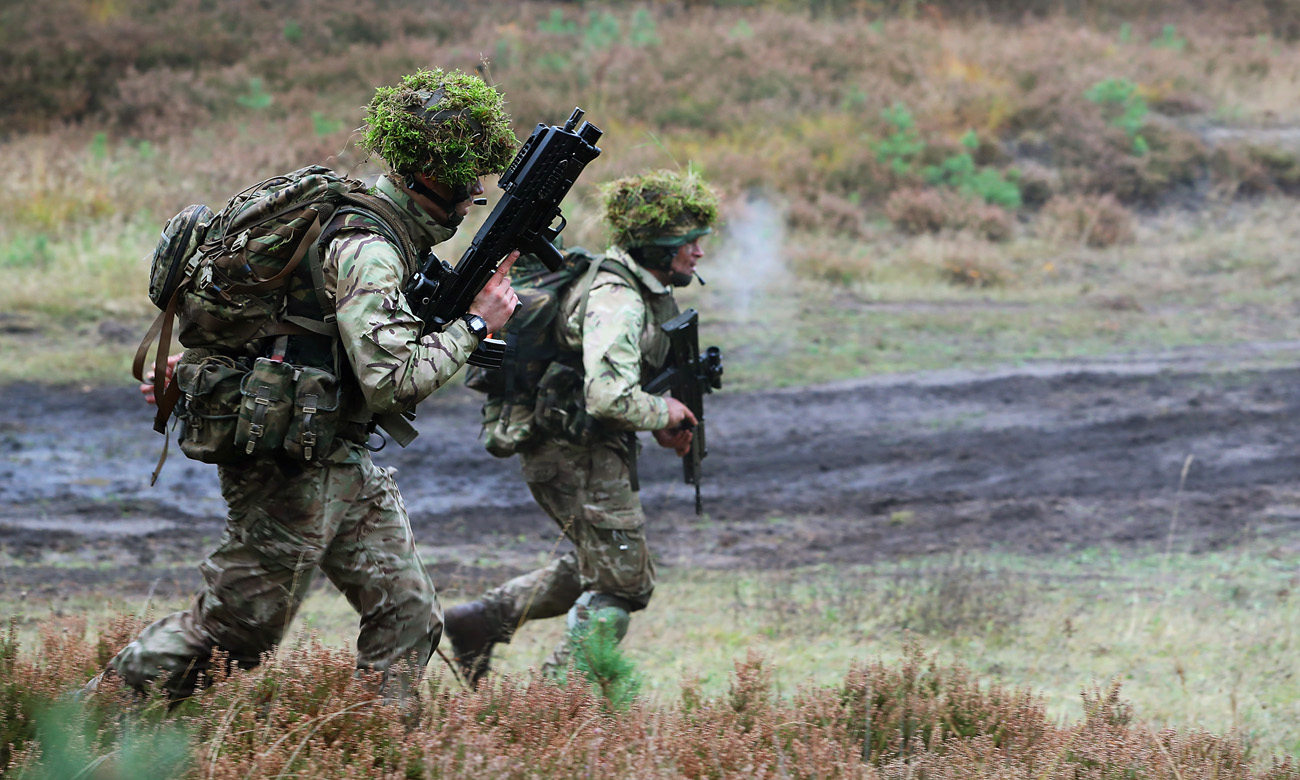 Royal Marines Reservists hone their shooting skills | Royal Navy