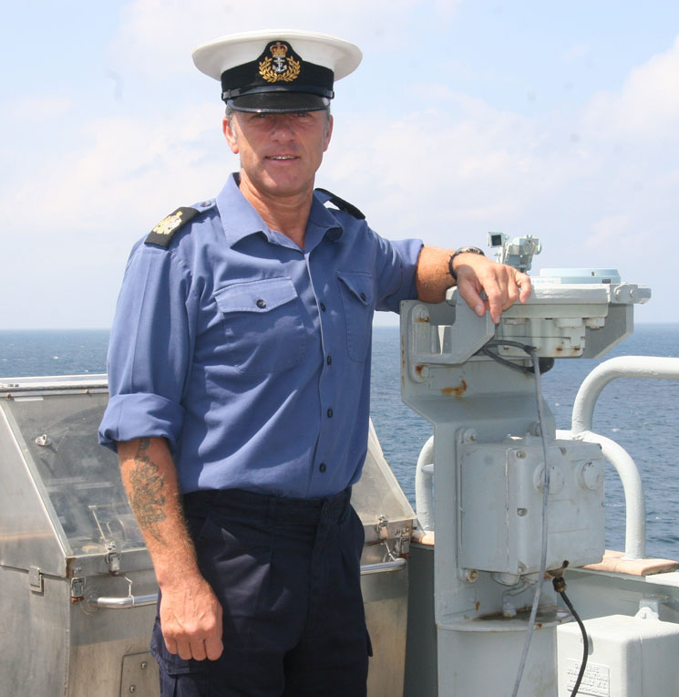 Ship captain. Royal Navy uk Sailor. Captain of the ship picture. Капитан ВАЗ. Ship Captain Shoulder.