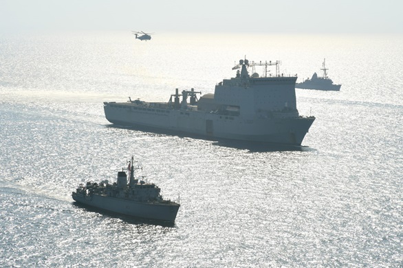 Royal Navy mine warfare experts tested to limit in three-week Gulf exercise