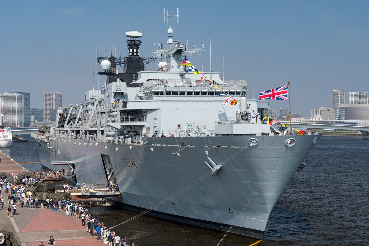 HMS Albion proves big in Japan on landmark visit to Tokyo