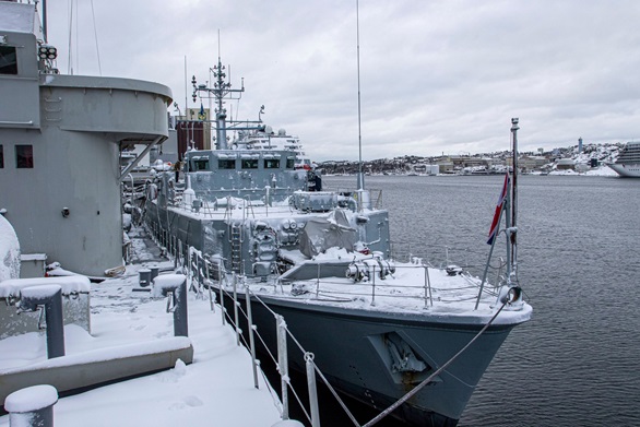 HMS Blyth with a dusting of snow in Kristiansand