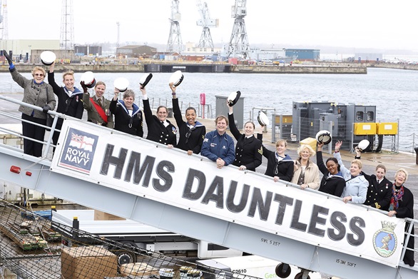 Veteran Wrens visit HMS Dauntless