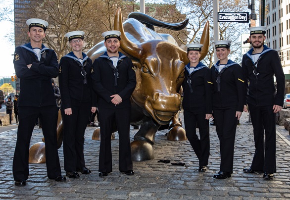 Sailors from HMS Dragon in Manhattan. Picture: LPhot Kyle Heller