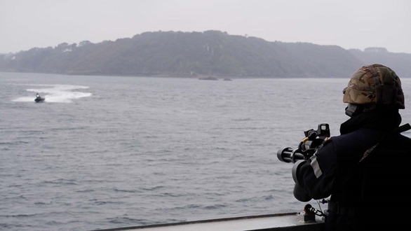 HMS Dragon conducted a range of exercises with the French Navy 