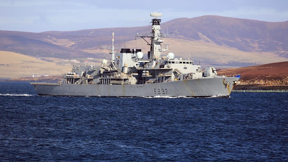 New Royal Navy navigators complete their training around British Isles