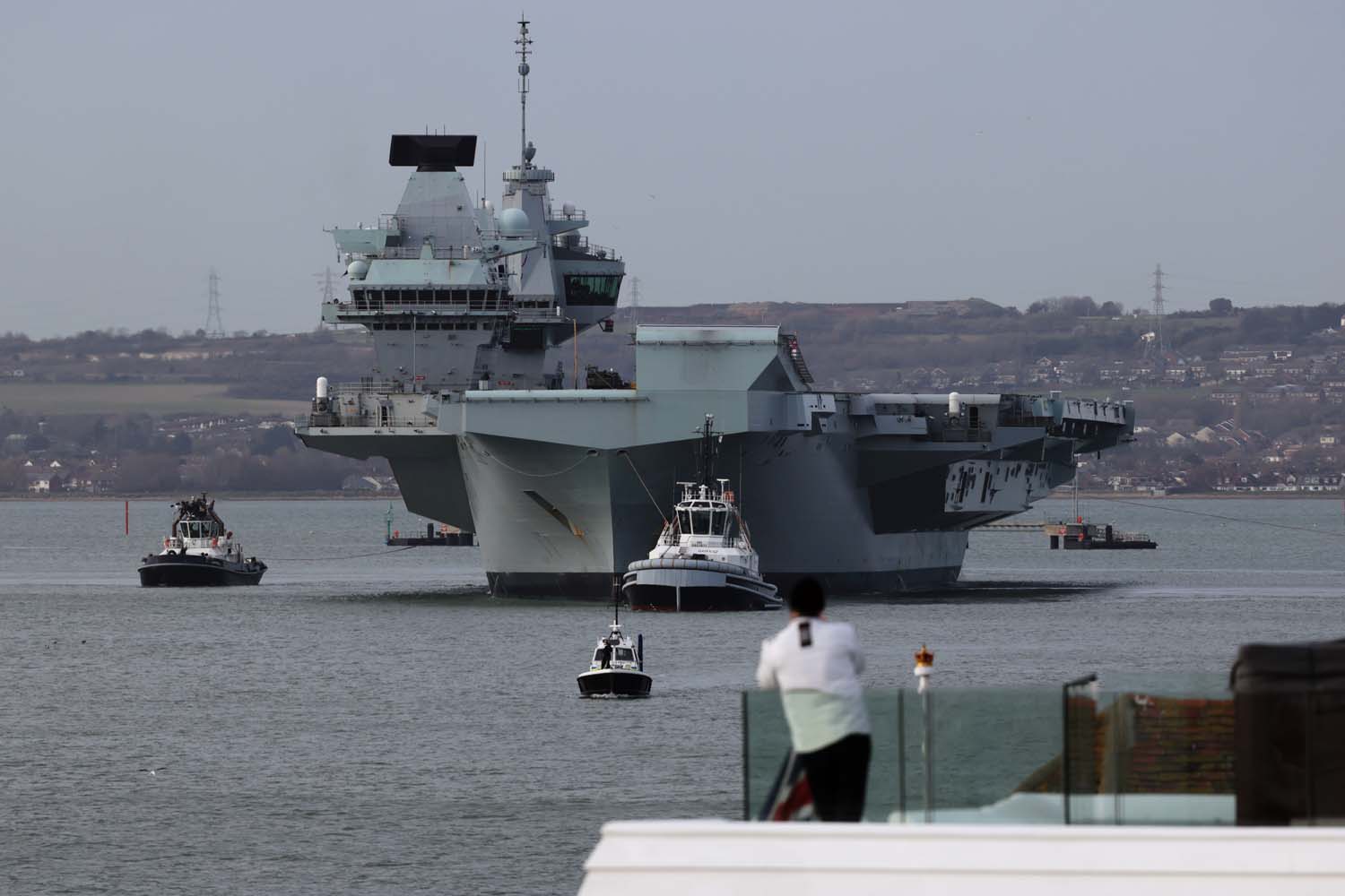 HMS Queen Elizabeth Royal Navy Gemelos en Caja