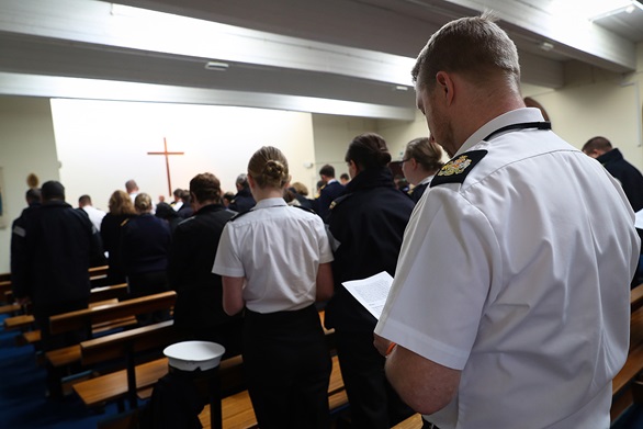 Naval Base pauses for Remembrance Service