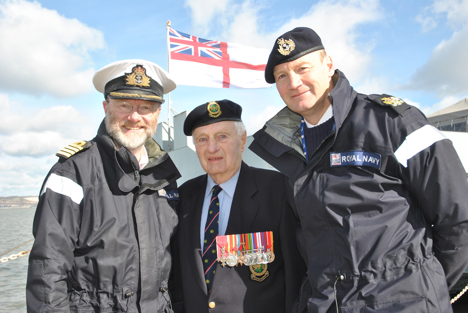 Royal Navy veteran gets impressive tour of Portsmouth dockyard | Royal Navy
