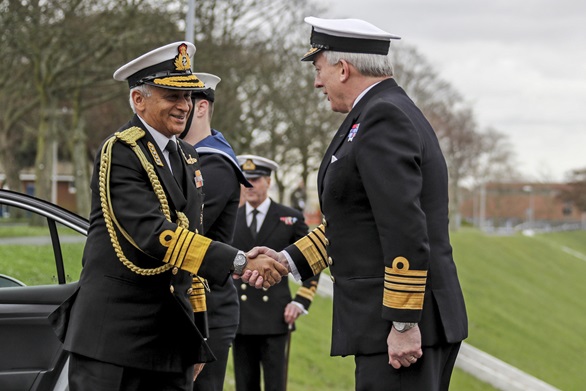 The Chief of the Indian Naval Staff Admiral Sunil Lanba being greeted by The Chief of Naval Staff, The First Sea Lord Admiral Sir Philip Jones KCB ADC RN