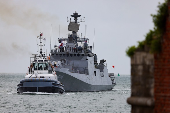 Super tug Tempest guides INS Tabar into Portsmouth Harbour