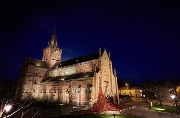 Stunning poppies display adorns venue for Jutland centenary service